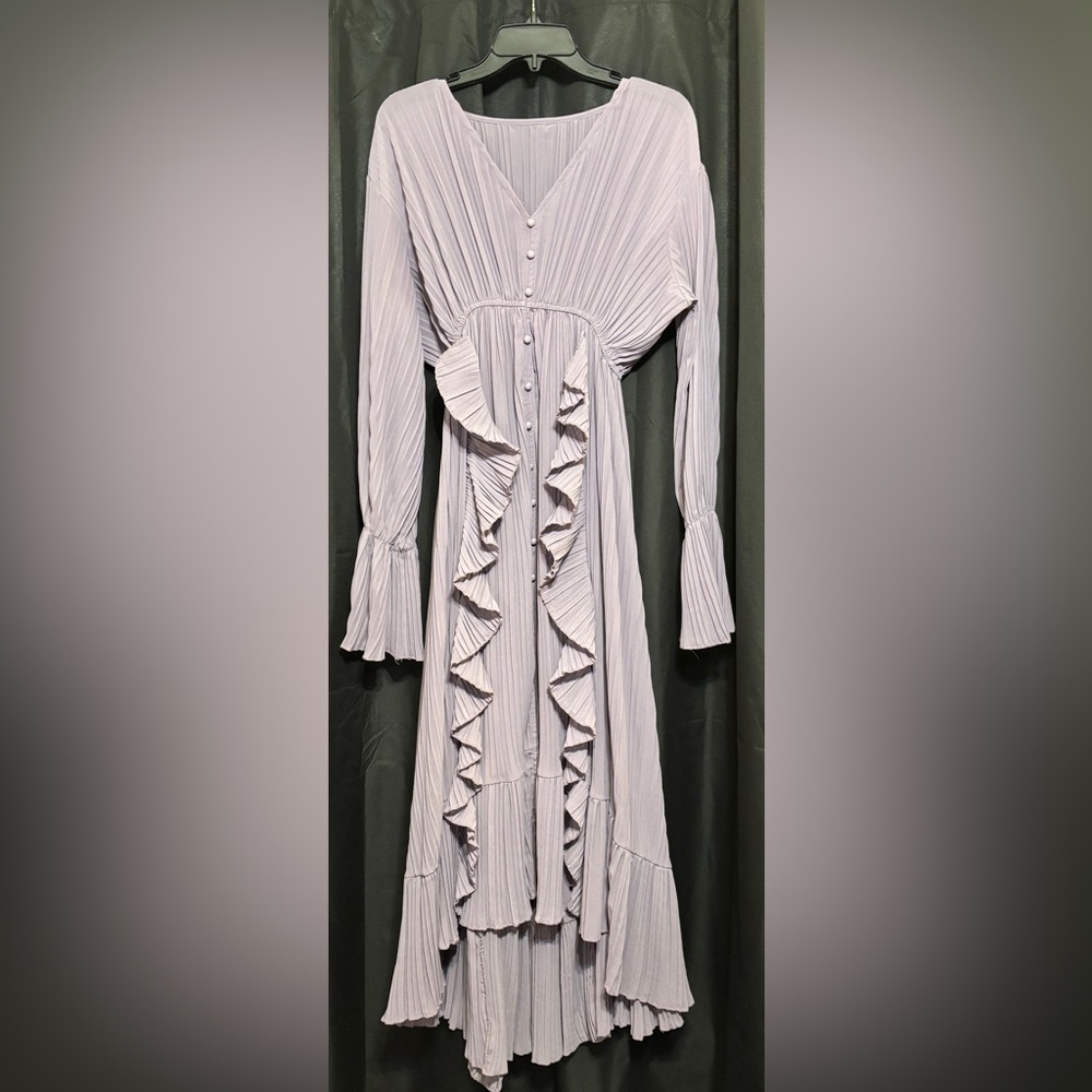 Elegant Ruffled Long Sleeve Dress